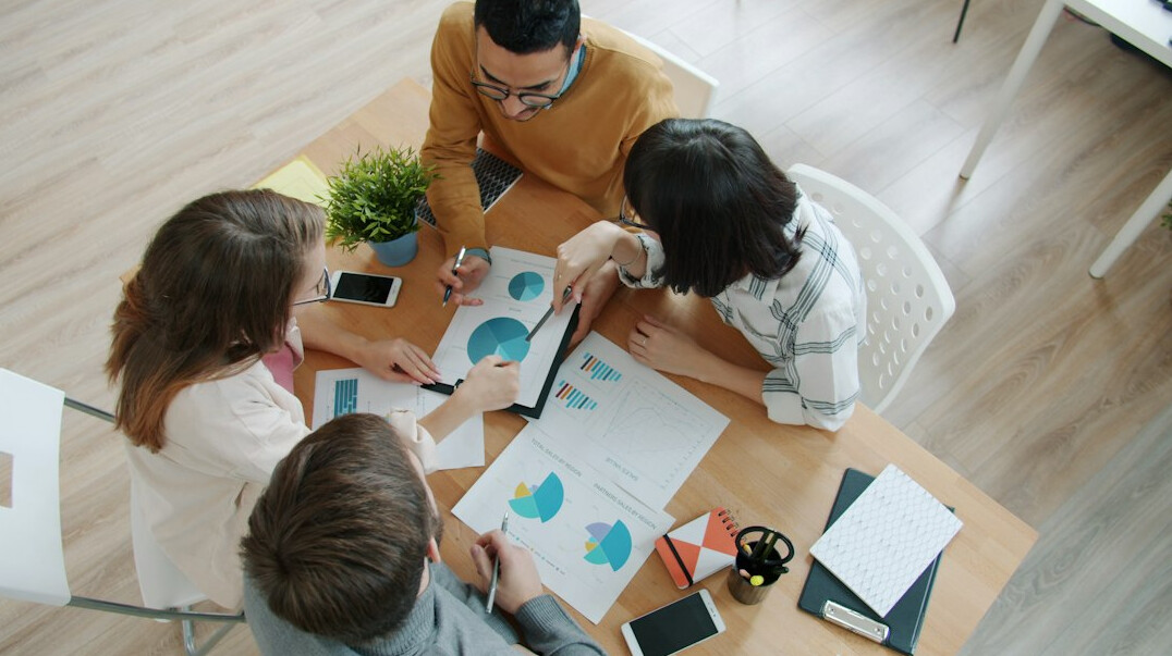 diverse group discussion